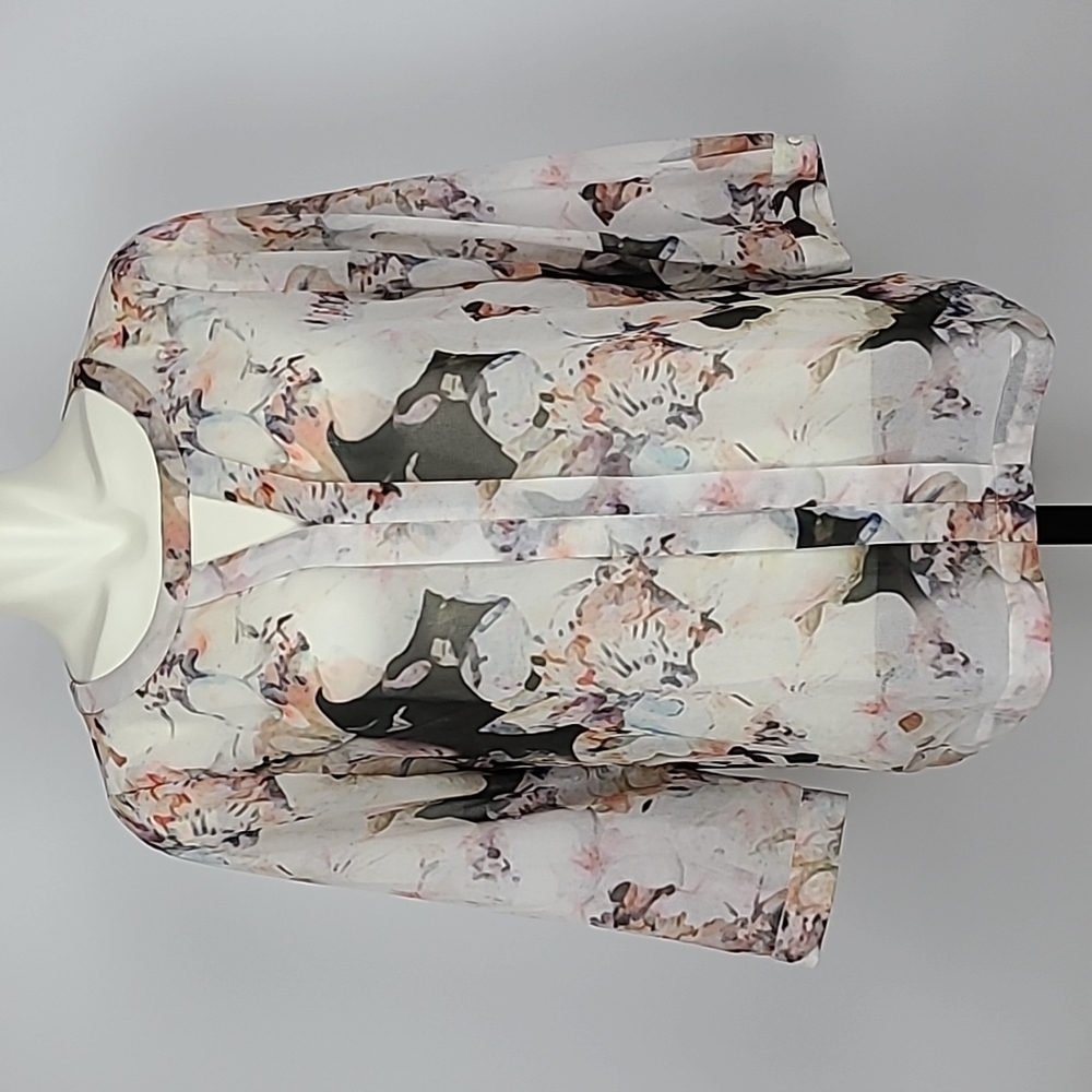 RW&CO Large Floral Print Blouse Semi Sheer 3/4 Length Sleeves Cutout Multi Sz M